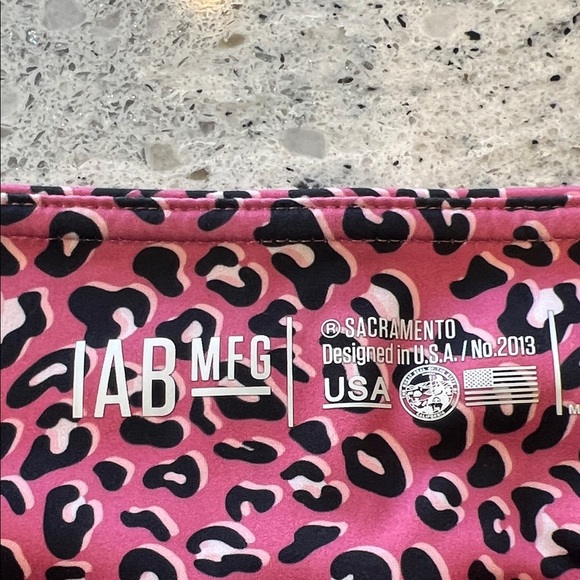 Pink Leopard Print Women's Shorts - Picture 2 of 4